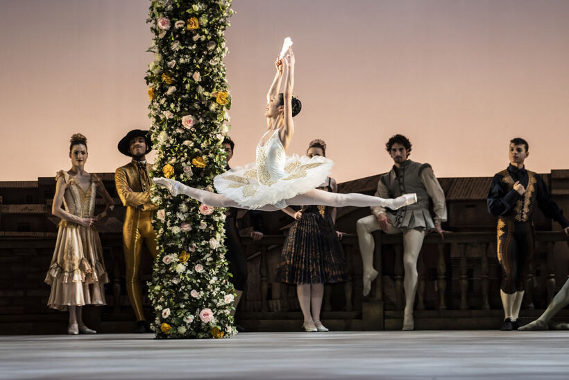 Momoko Hirata as Kitri. Photo: Johan Persson.